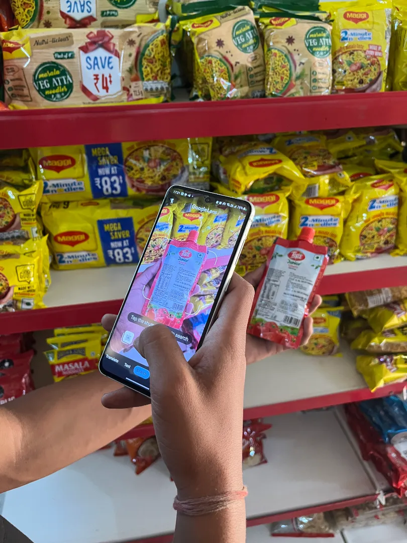 Zoho Inventory mobile app barcode scanning grocery store staff stock management